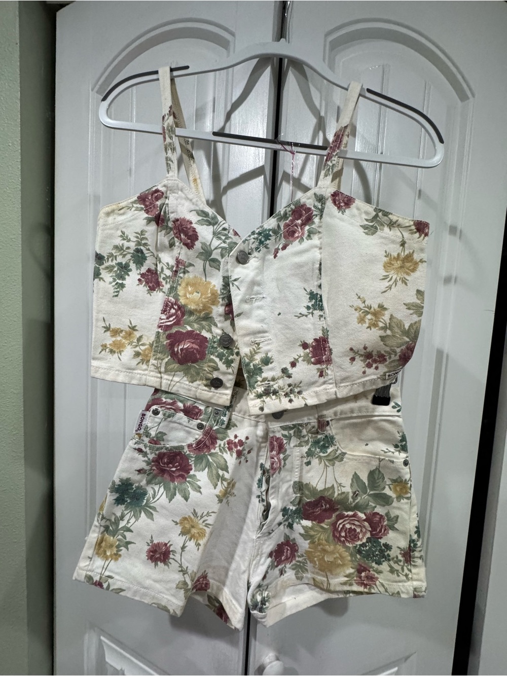BONGO Floral Cream Rose Yellow Green Denim Shorts Set